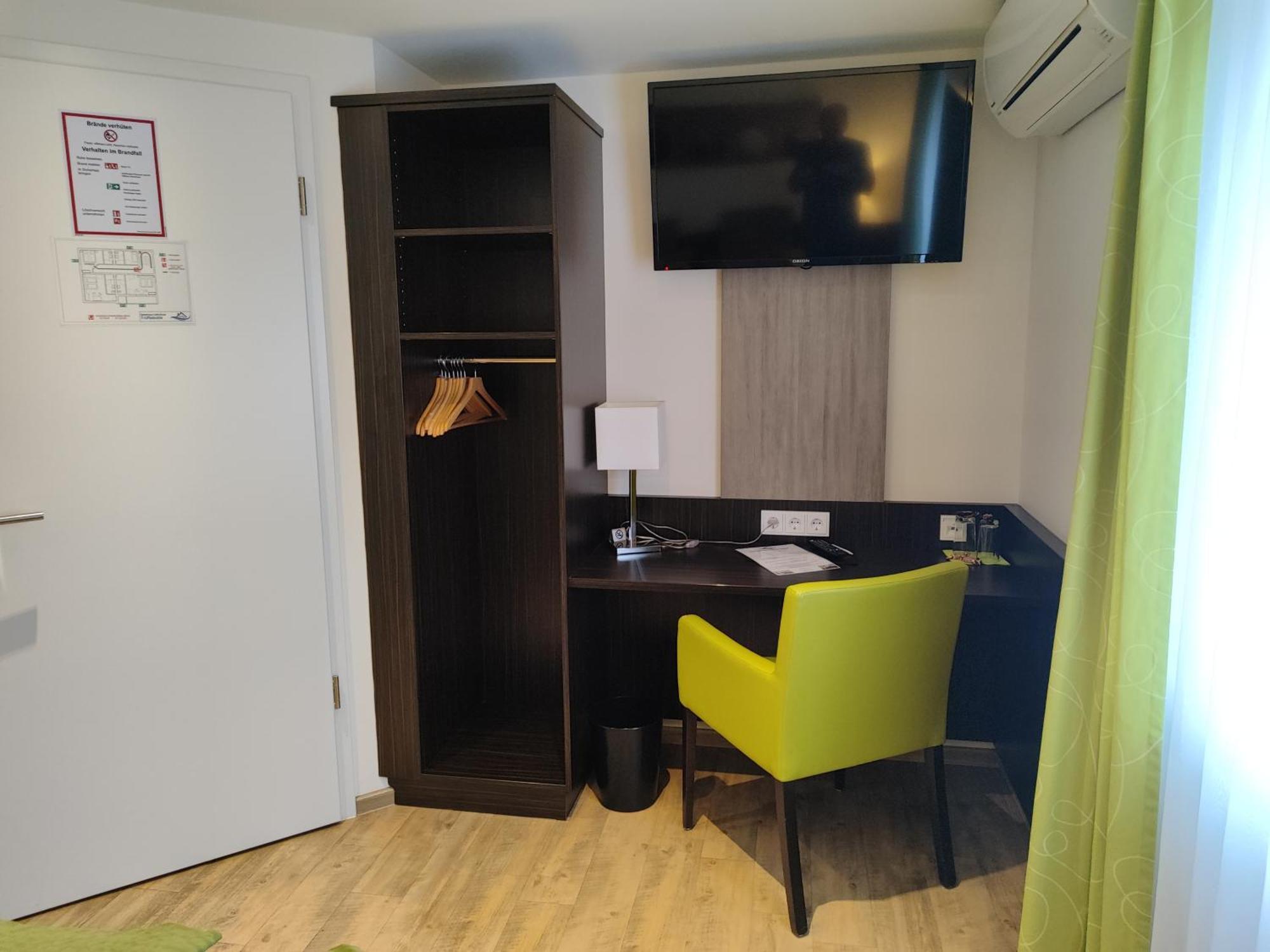 Hotel Gaestehaus Stock Zimmer Trueffeleckle FDH Exterior foto
